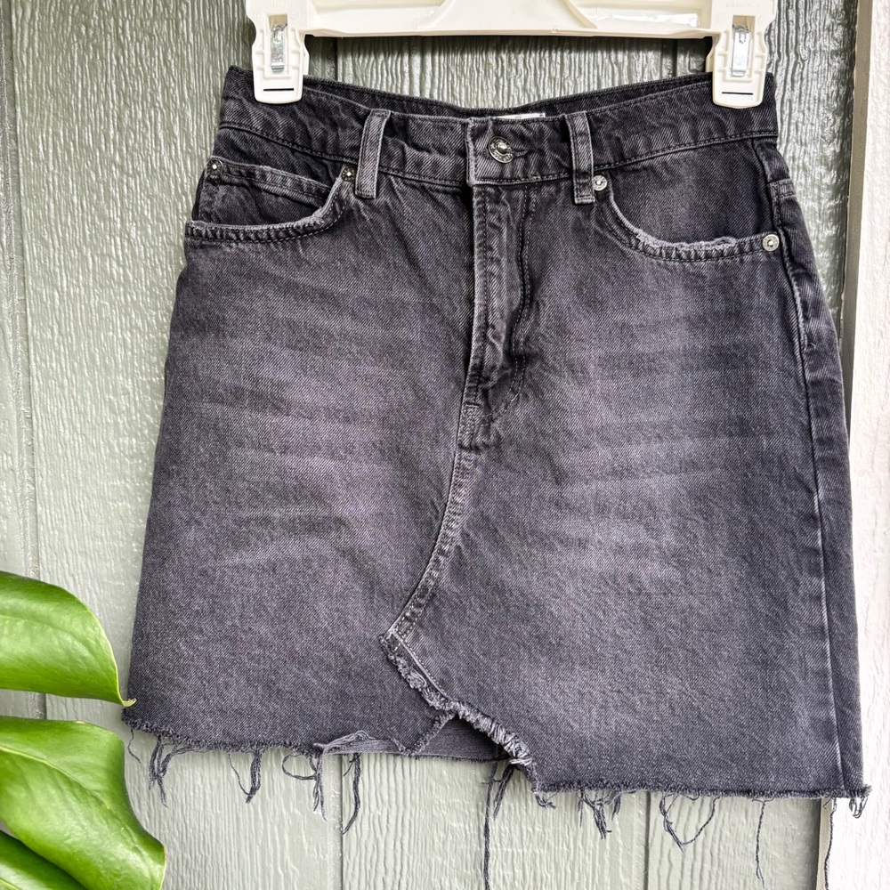 We The Free by Free People Black Denim Mini Skirt Size 24 Raw Hem